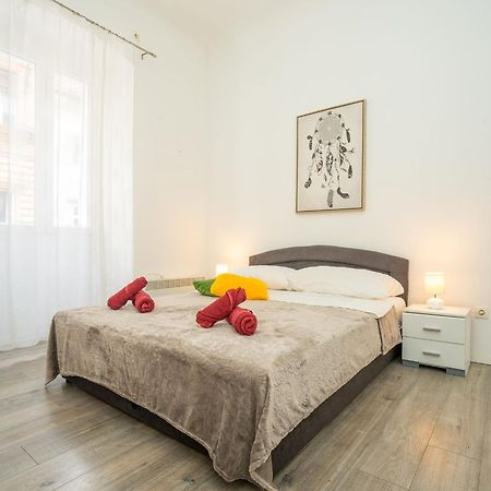 Apartments Lucija & Katia Fiume Kültér fotó
